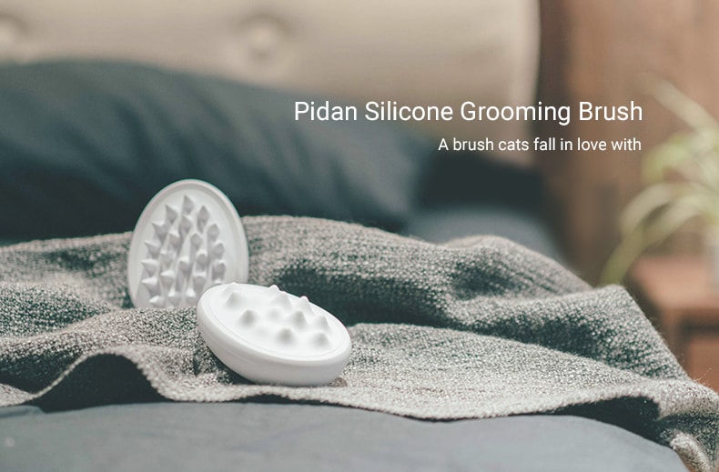 Ultra Soft Silicone Grooming Brush SoftPin