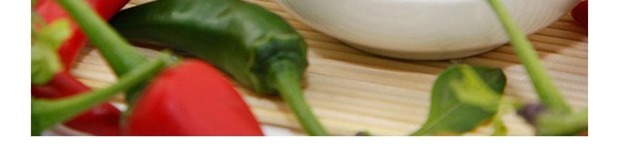 Sauce pimentée à l'ail 15.87oz Condiment épicé classique pour tremper et cuisiner