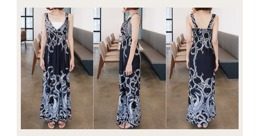 [New Arrival]  Paisley Print Smocked Maxi Dress #Navy One Size(S-M)