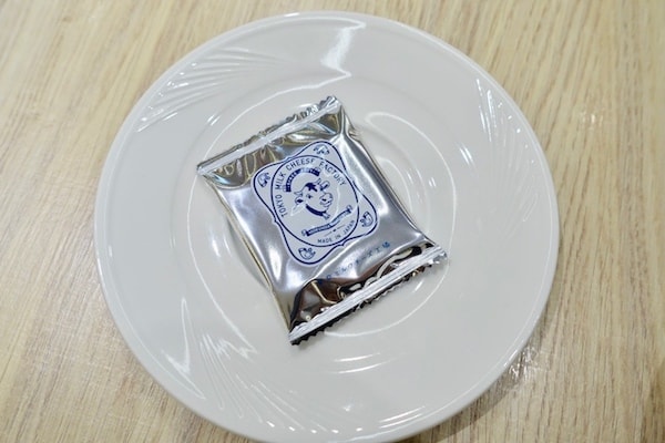 DHL直发【日本直邮】东京牛奶芝士工厂 海盐卡芒贝尔干酪饼干 10枚装